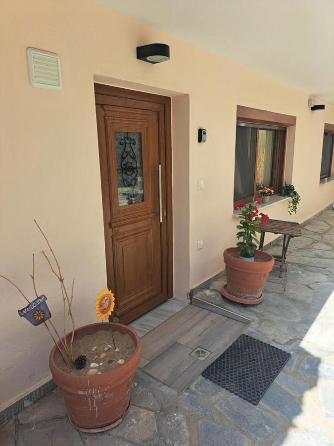Irida Apartment Kavála Luaran gambar